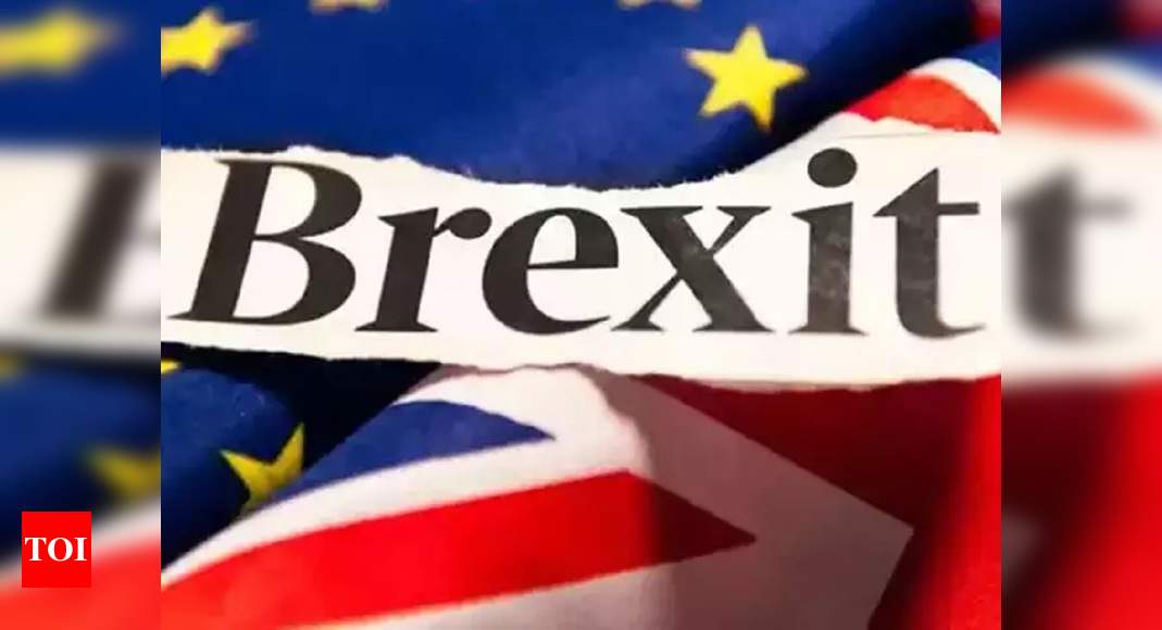 UK, EU on cusp of striking Brexit trade deal at last - Times of India