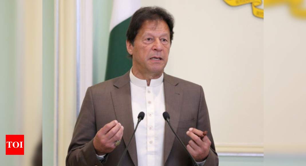 Imran Khan under 'immense pressure' to resign by January 31, says PML-N - Times of India