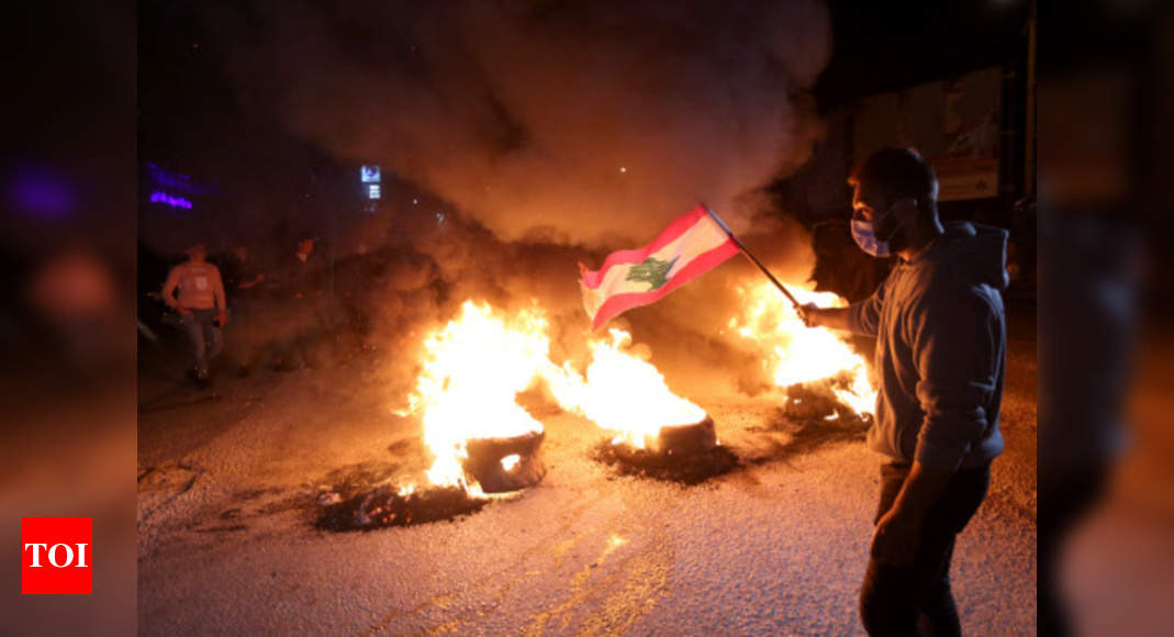 Lebanon Protests: Lebanese anger at economy grows as political deadlock persists | World News - Times of India