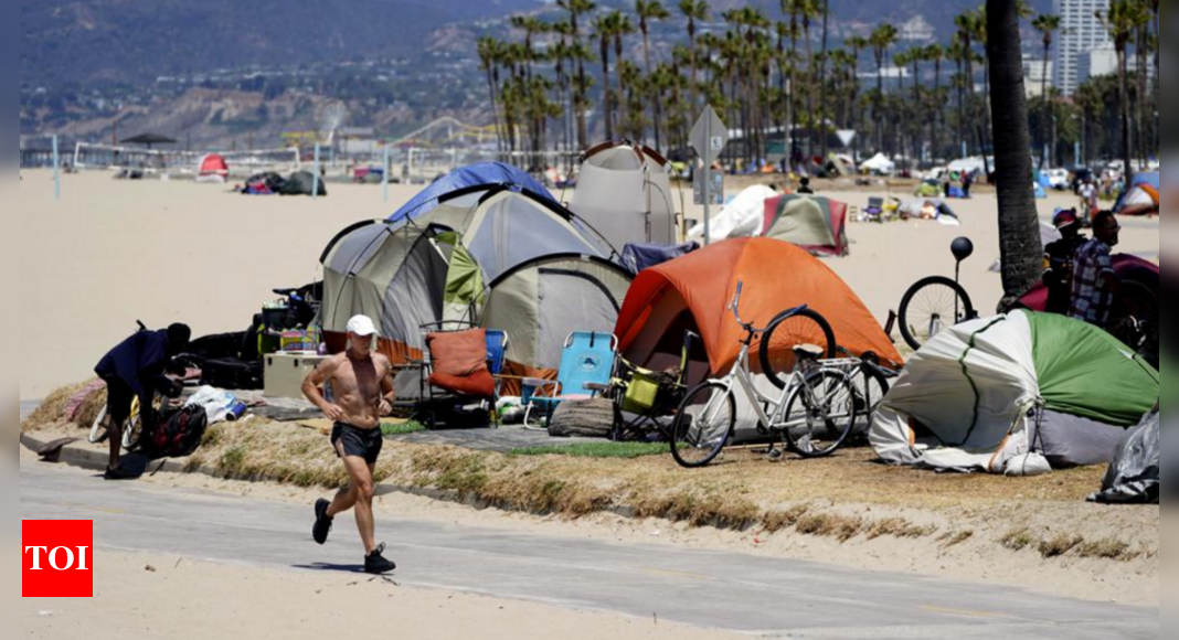 Los Angeles passes measure limiting homeless encampments - Times of India