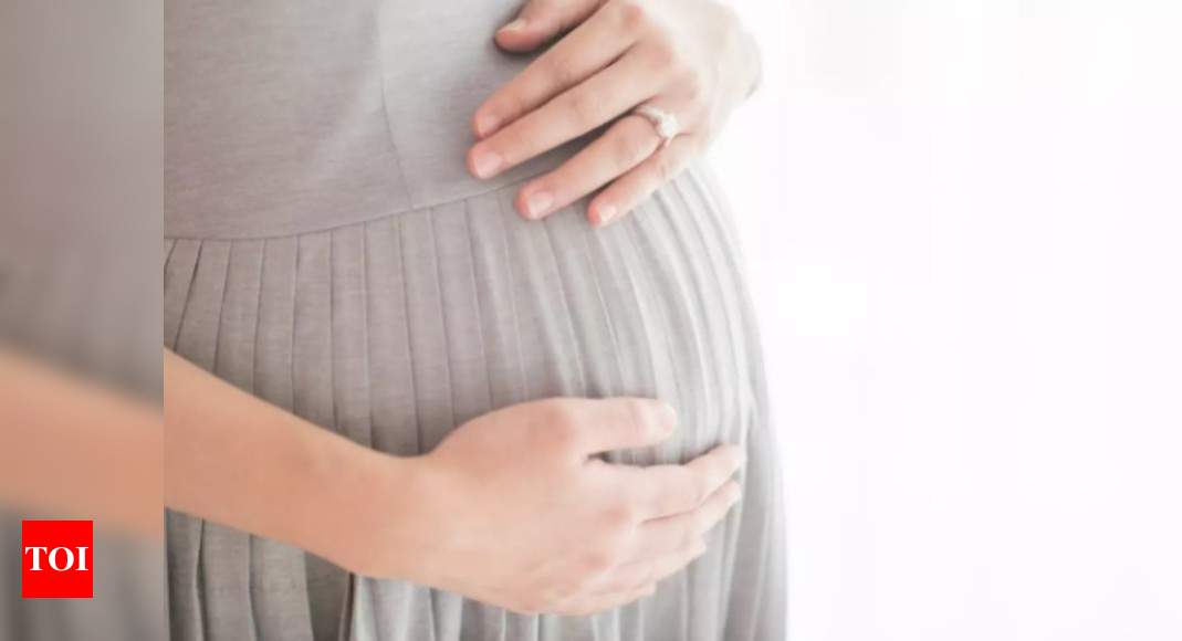 CDC endorses vaccines for pregnant women - Times of India