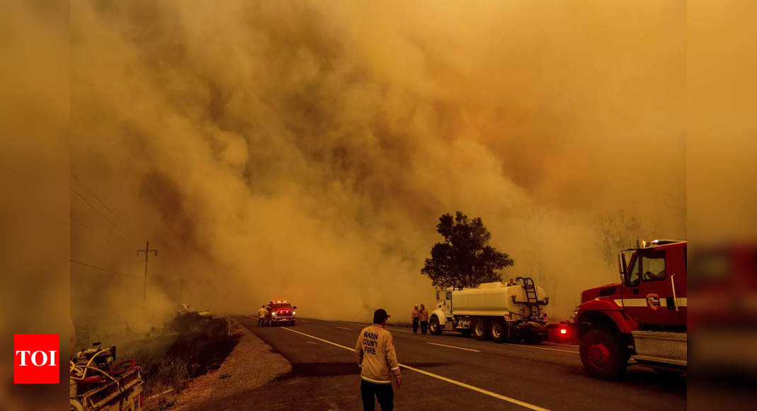 California wildfire crisis escalates amid extreme winds - Times of India