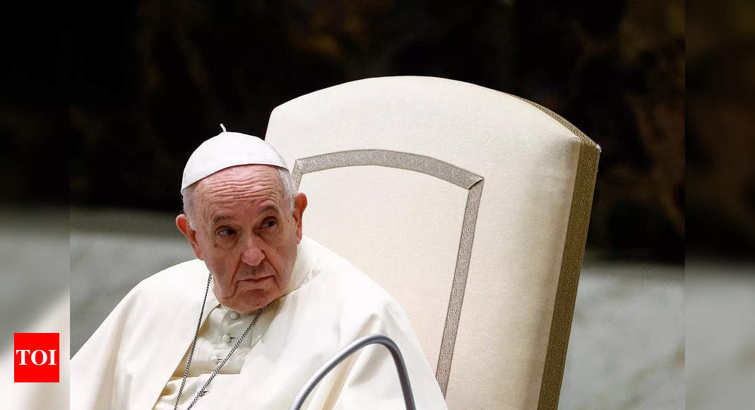 Pope Francis inadvertently quotes Putin to chide West's Afghan war - Times of India